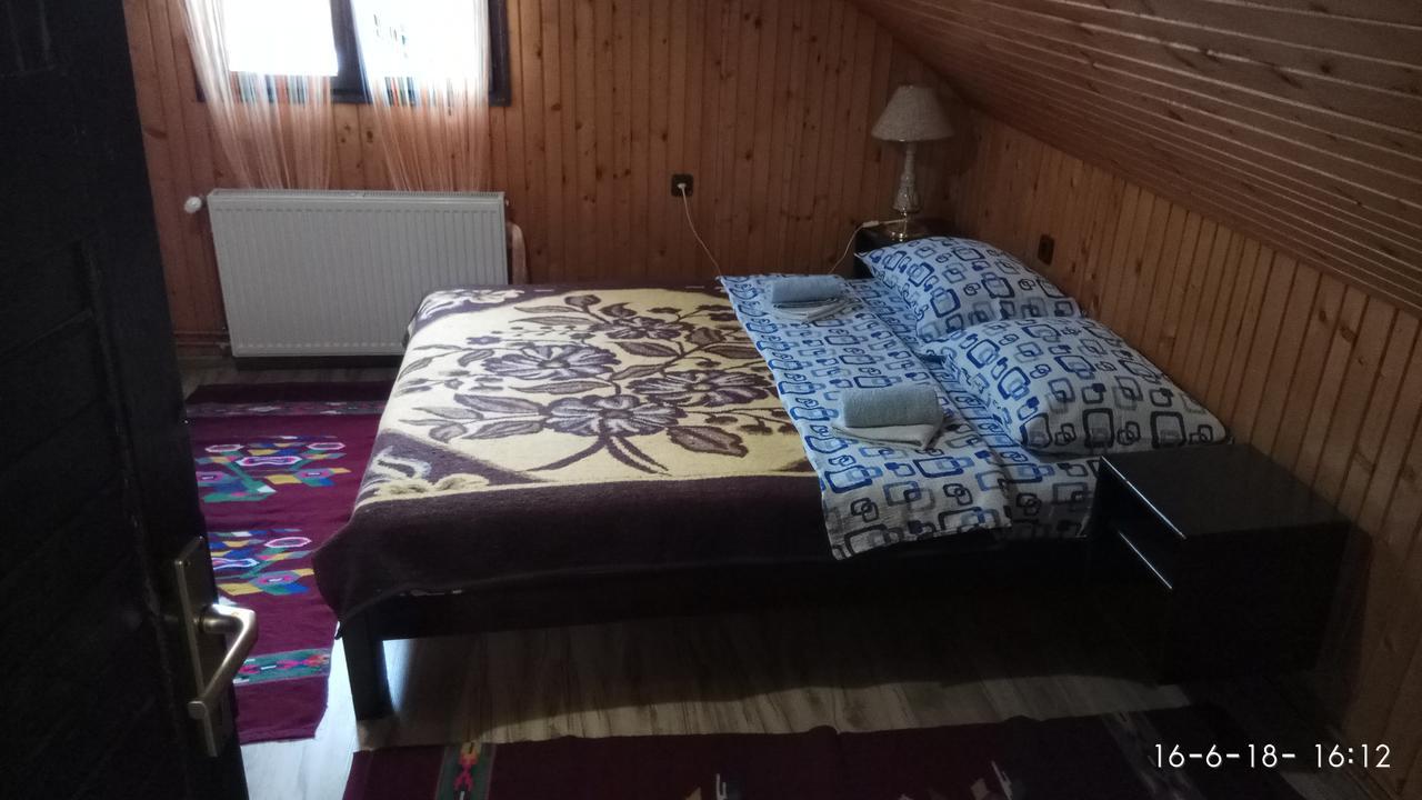 Appartement Apartman Tosic à Žabljak Extérieur photo